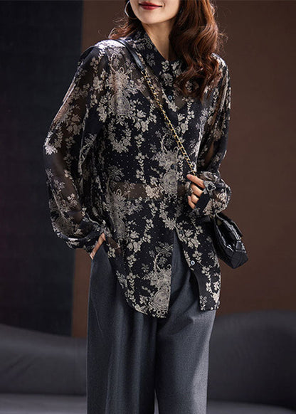 A Vintage Style Top with Delicate Timeless Details