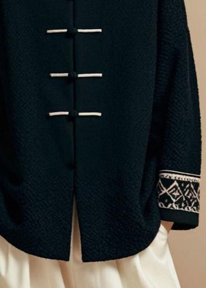 Elegantly Styled Coat for Everyday Wear