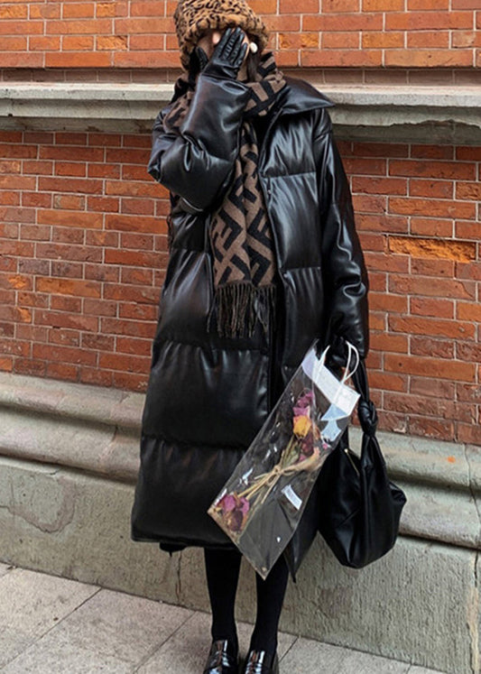 Well Tailored Coat with a Graceful Silhouette