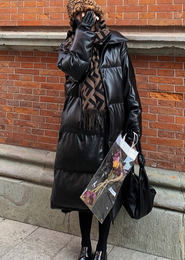 Well Tailored Coat with a Graceful Silhouette