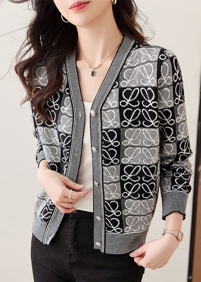 Sophisticated Top with a Clean Classic Look