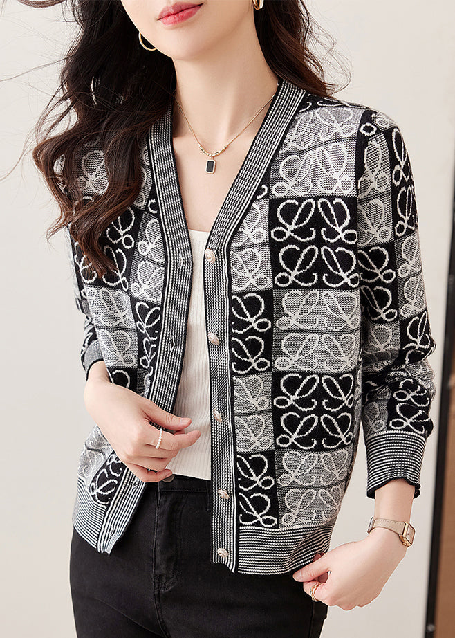 A Vintage Style Top with Delicate Timeless Details