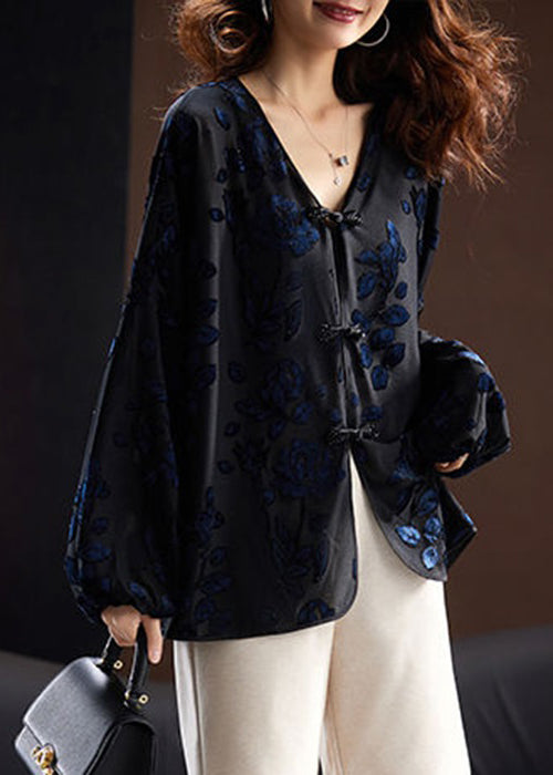 Polished Top with an Effortless Classic Look