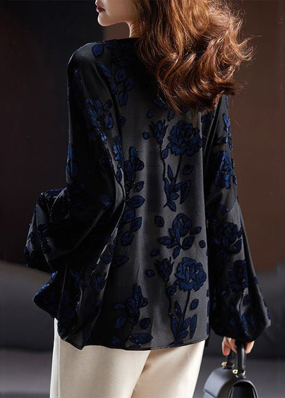 Polished Top with an Effortless Classic Look