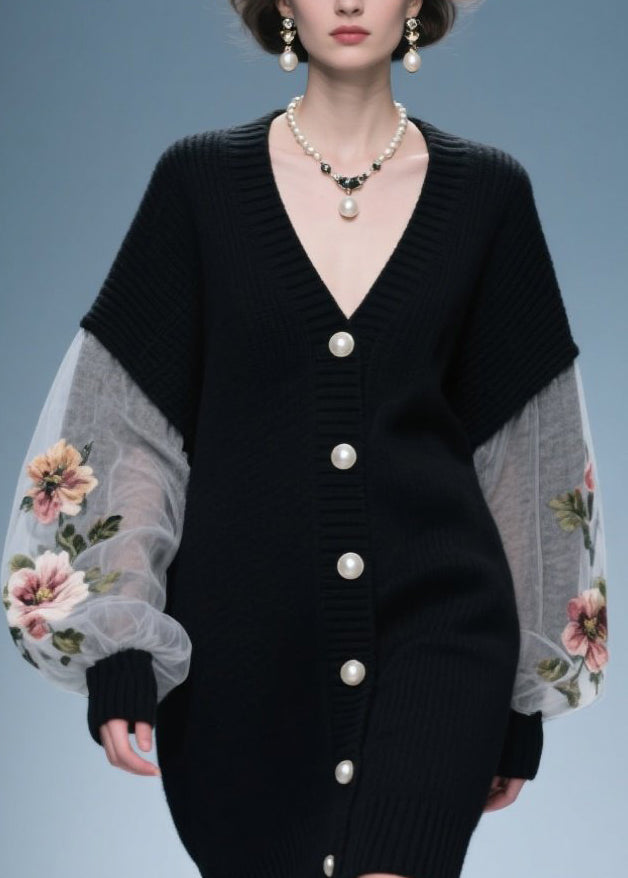 Well Tailored Coat with a Graceful Silhouette
