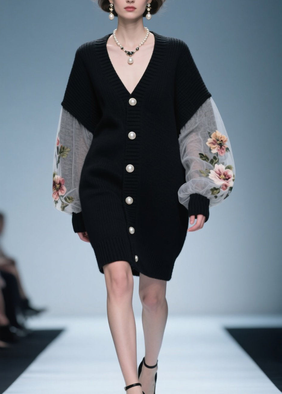 Well Tailored Coat with a Graceful Silhouette