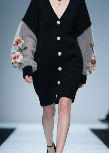 Well Tailored Coat with a Graceful Silhouette