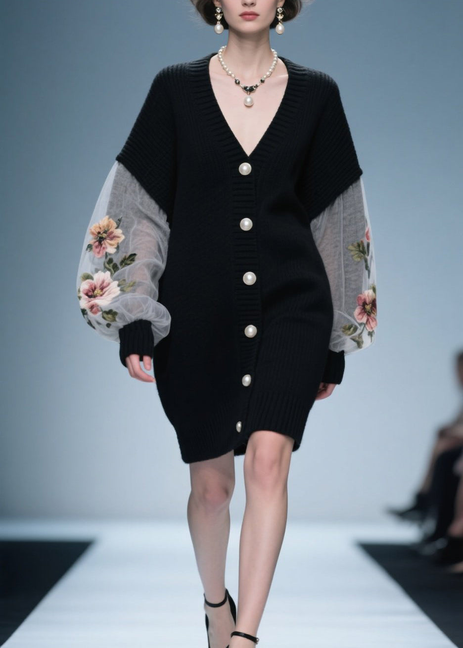 Well Tailored Coat with a Graceful Silhouette