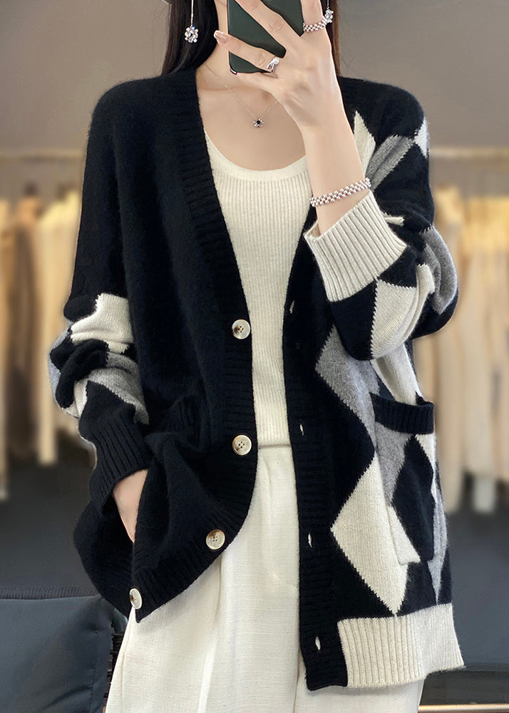 Beautifully Crafted Cardigan in a Classic Style