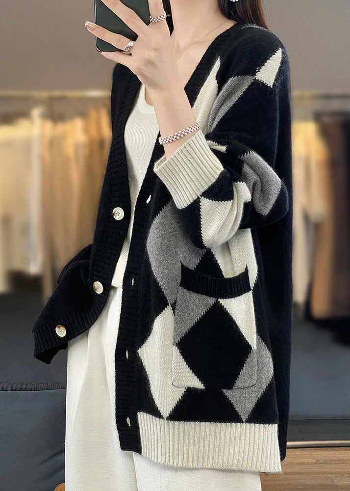 Beautifully Crafted Cardigan in a Classic Style