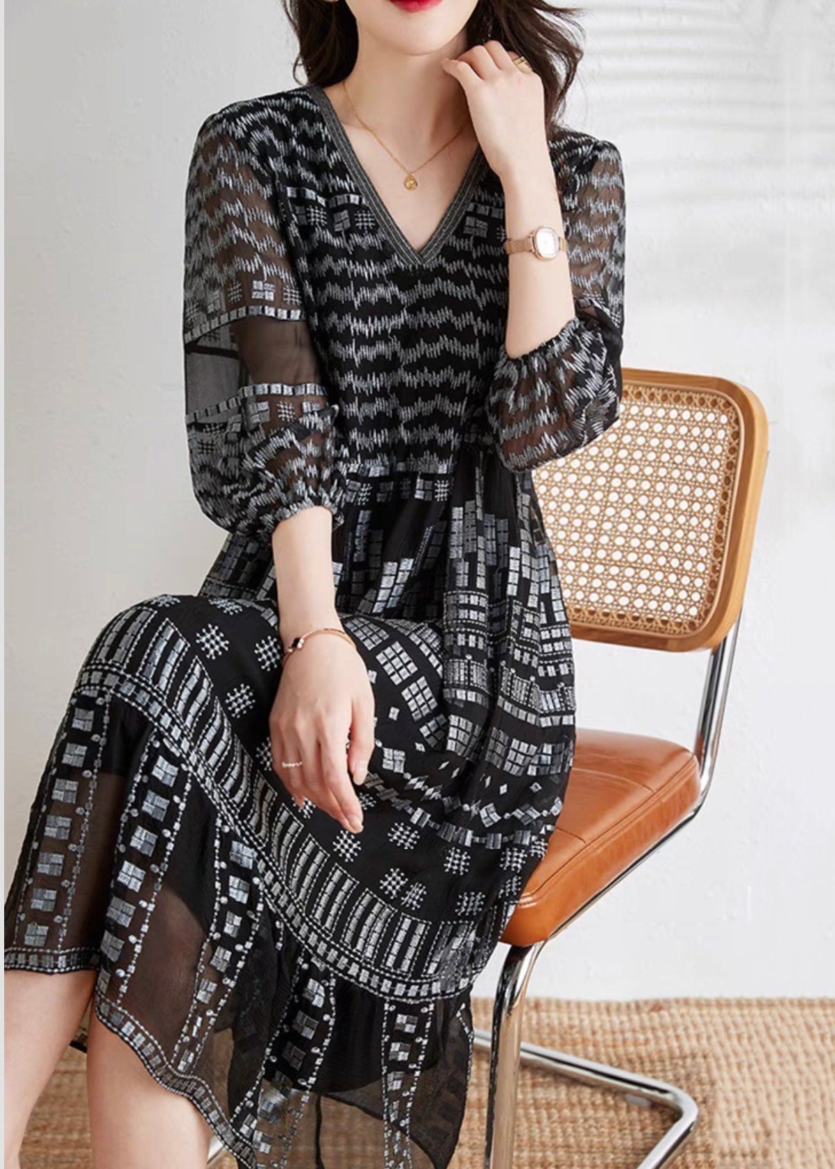 Sophisticated Dress with a Clean Classic Look