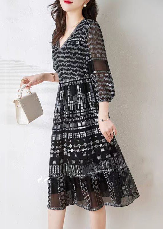Sophisticated Dress with a Clean Classic Look