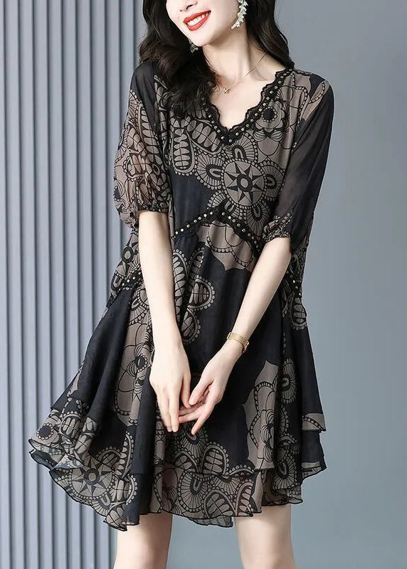 Well Tailored Dress with a Graceful Silhouette