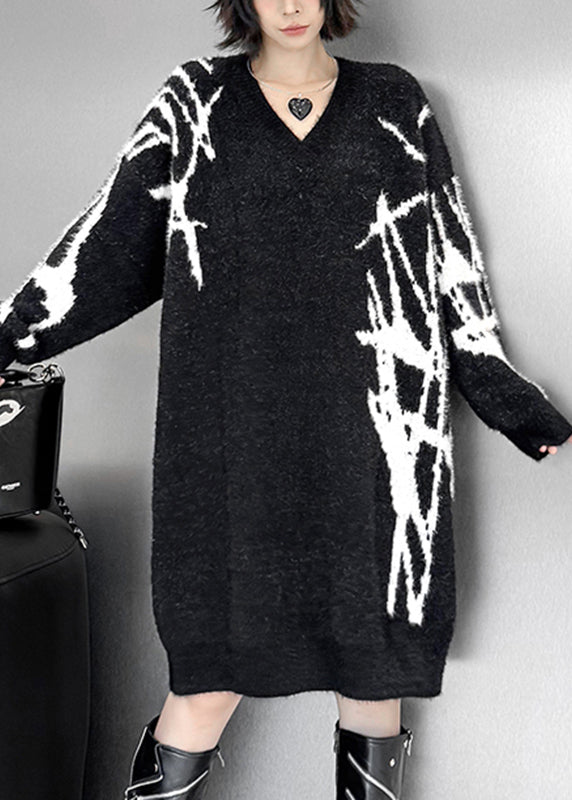 Well Tailored Sweater with a Graceful Silhouette