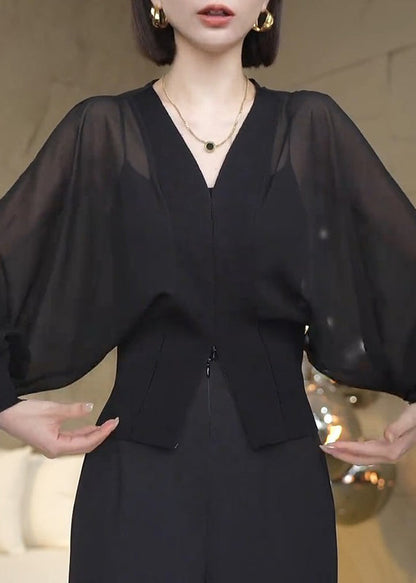 Beautifully Crafted Blouse in a Classic Style