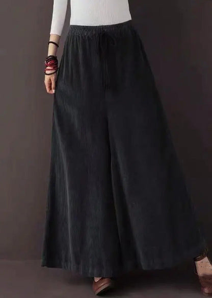 Beautifully Finished Pants in a Timeless Design