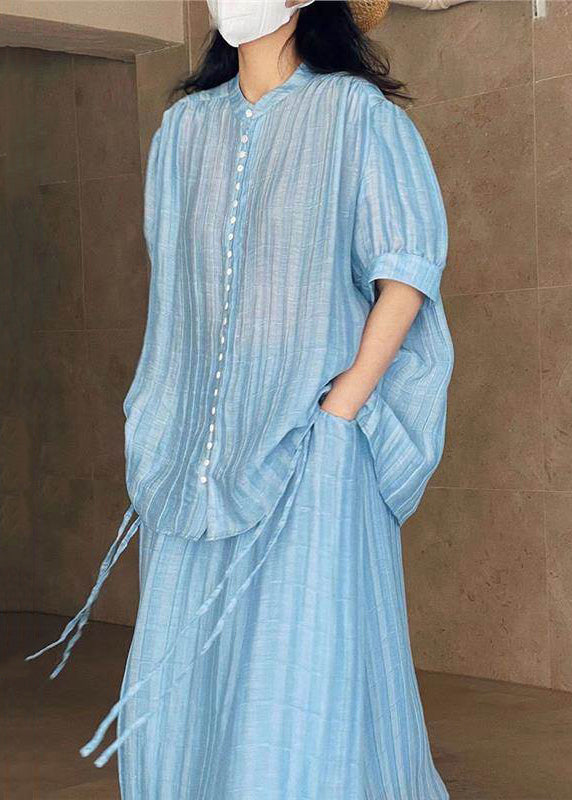 Well Tailored Blouse with a Graceful Silhouette
