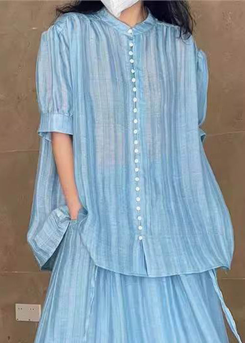 Well Tailored Blouse with a Graceful Silhouette