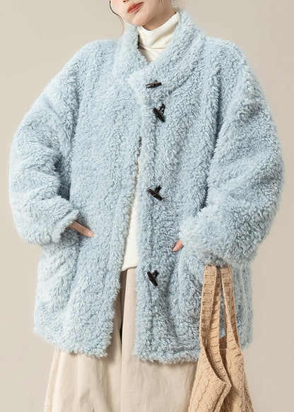 Effortlessly Elegant Coat with a Timeless Design
