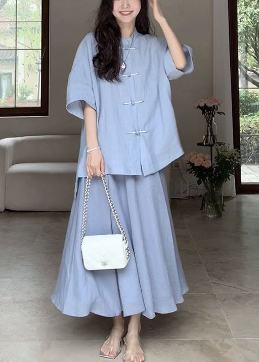 Sophisticated Garment with a Clean Classic Look
