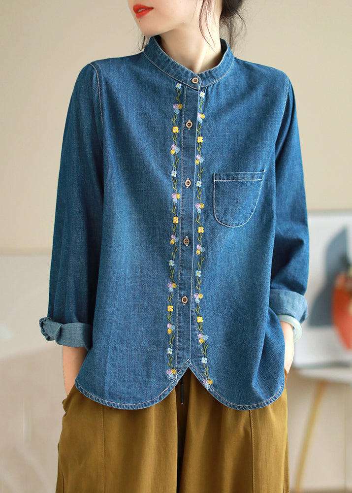 Effortlessly Elegant Shirt with a Timeless Design