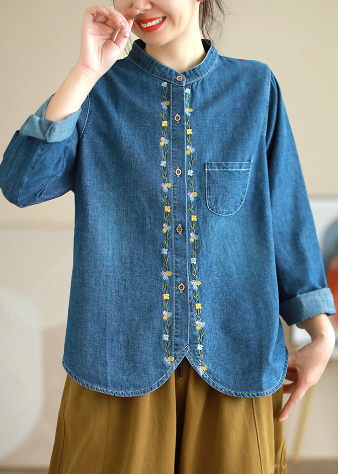 Effortlessly Elegant Shirt with a Timeless Design
