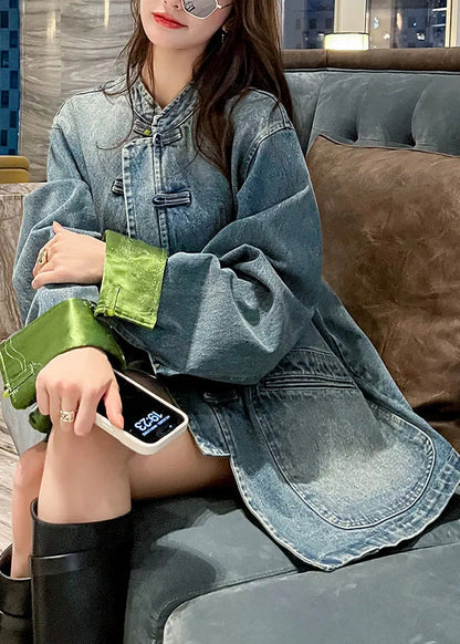 Elegantly Styled Coat for Everyday Wear