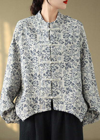 Beautifully Finished Coat in a Timeless Design