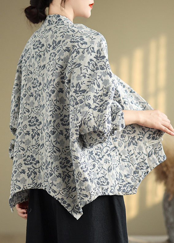 Beautifully Finished Coat in a Timeless Design