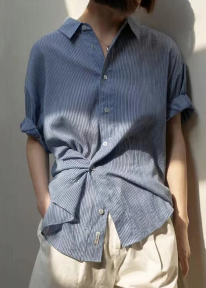 Effortlessly Elegant Blouse with a Timeless Design