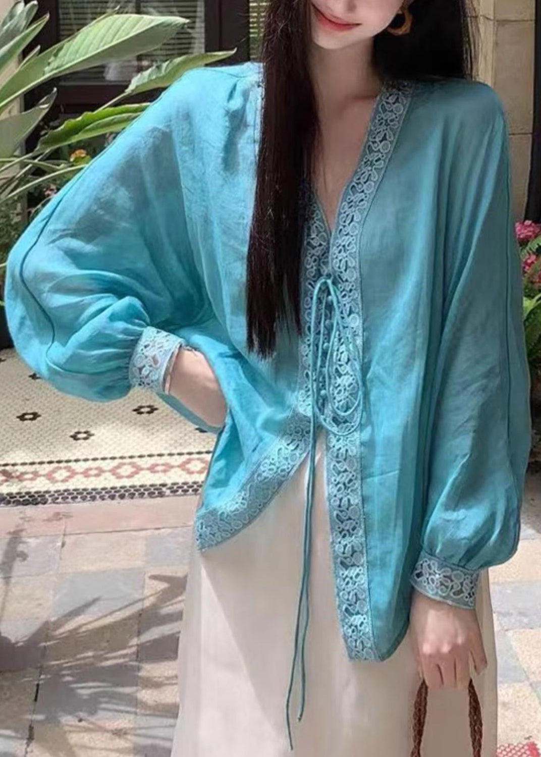 Classic Vintage Blouse with a Flattering Fit
