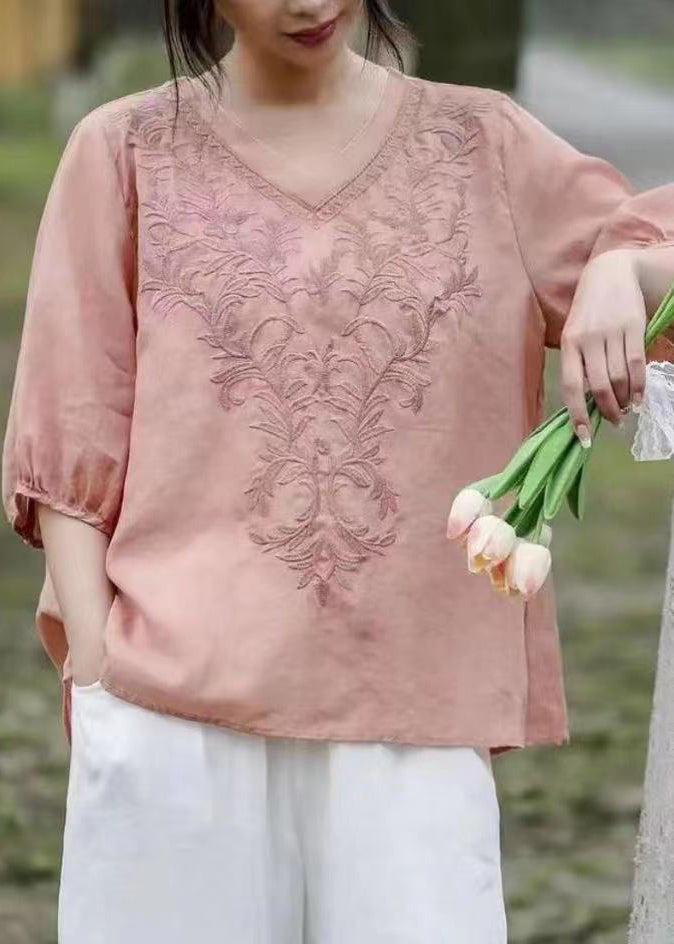 Well Tailored Shirt with a Graceful Silhouette