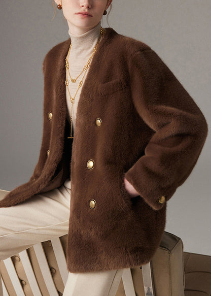 Sophisticated Coat with a Clean Classic Look