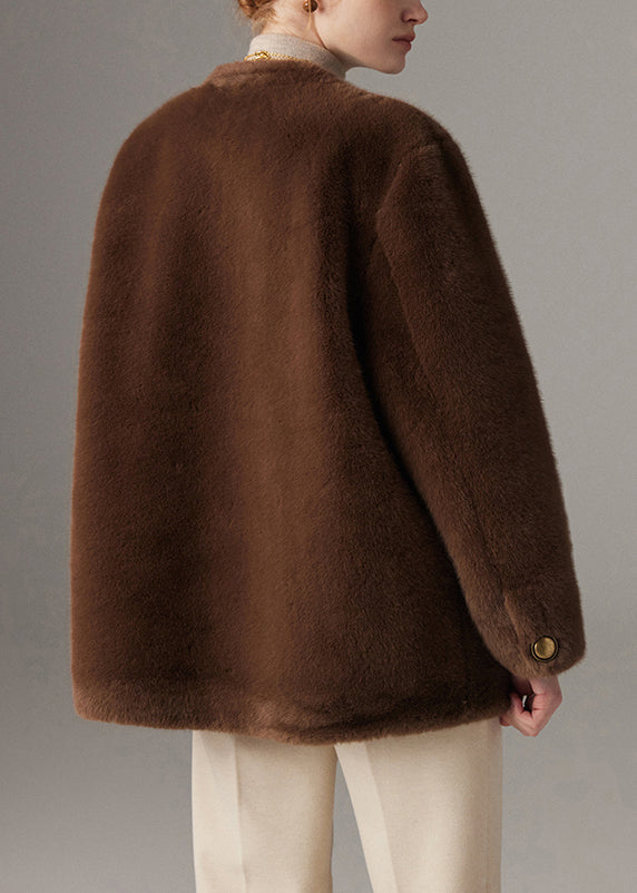 Sophisticated Coat with a Clean Classic Look