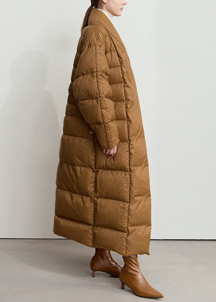 Well Tailored Coat with a Graceful Silhouette