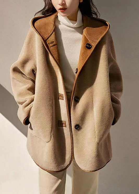 Classic Vintage & Enduringly Stylish Coat