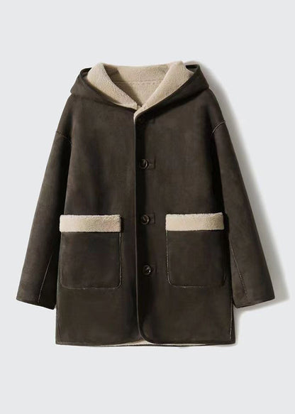 Classic Vintage & Enduringly Stylish Coat