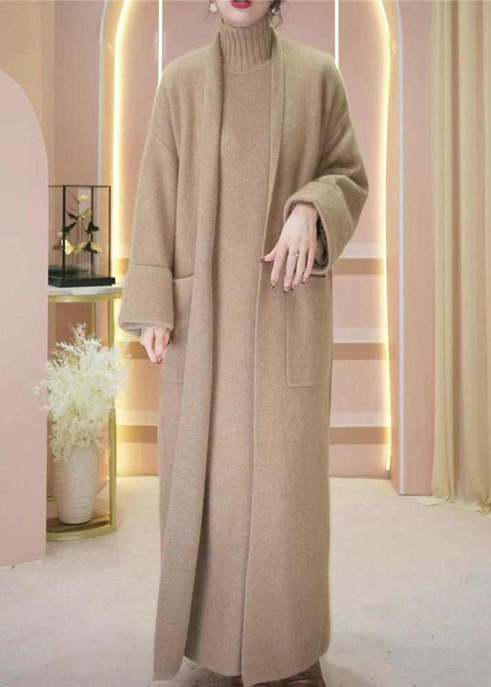 Effortlessly Elegant Cardigan with a Timeless Design