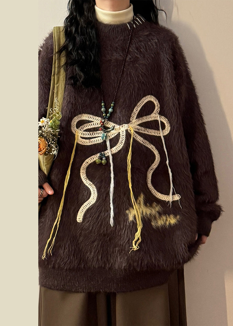Effortlessly Elegant Sweater with a Timeless Design