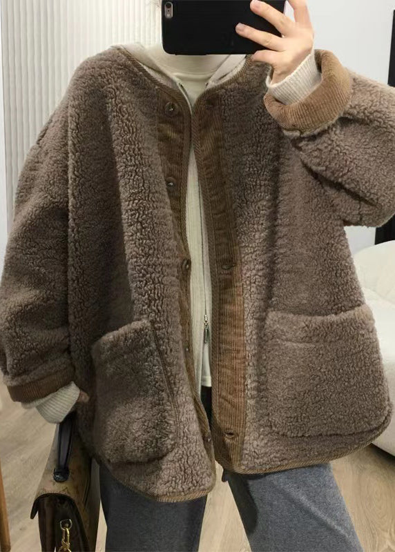 Sophisticated Coat with a Clean Classic Look