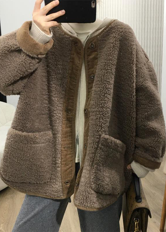 Sophisticated Coat with a Clean Classic Look