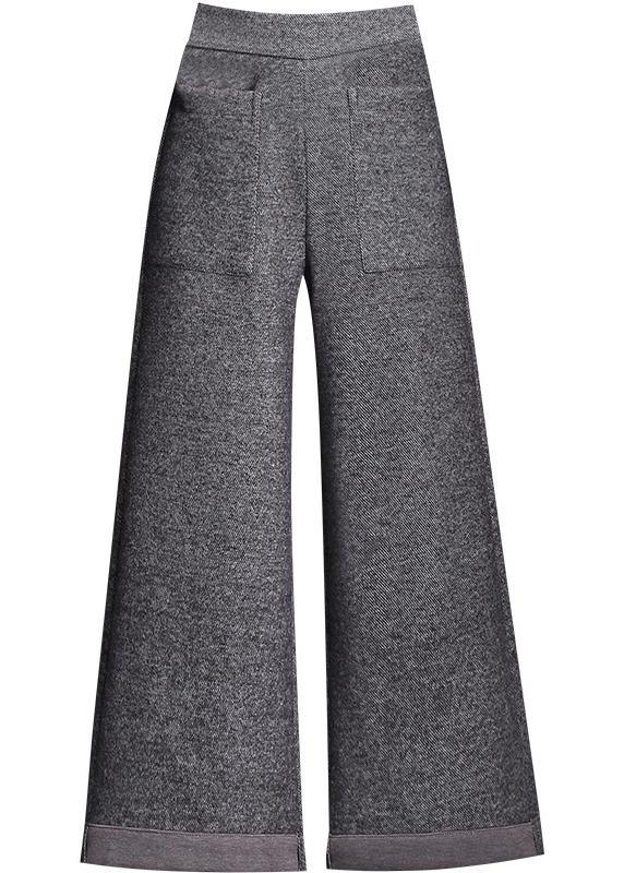 Effortlessly Elegant Pants with a Timeless Design