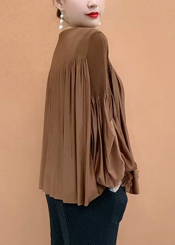 Classic Vintage Shirt with a Flattering Fit