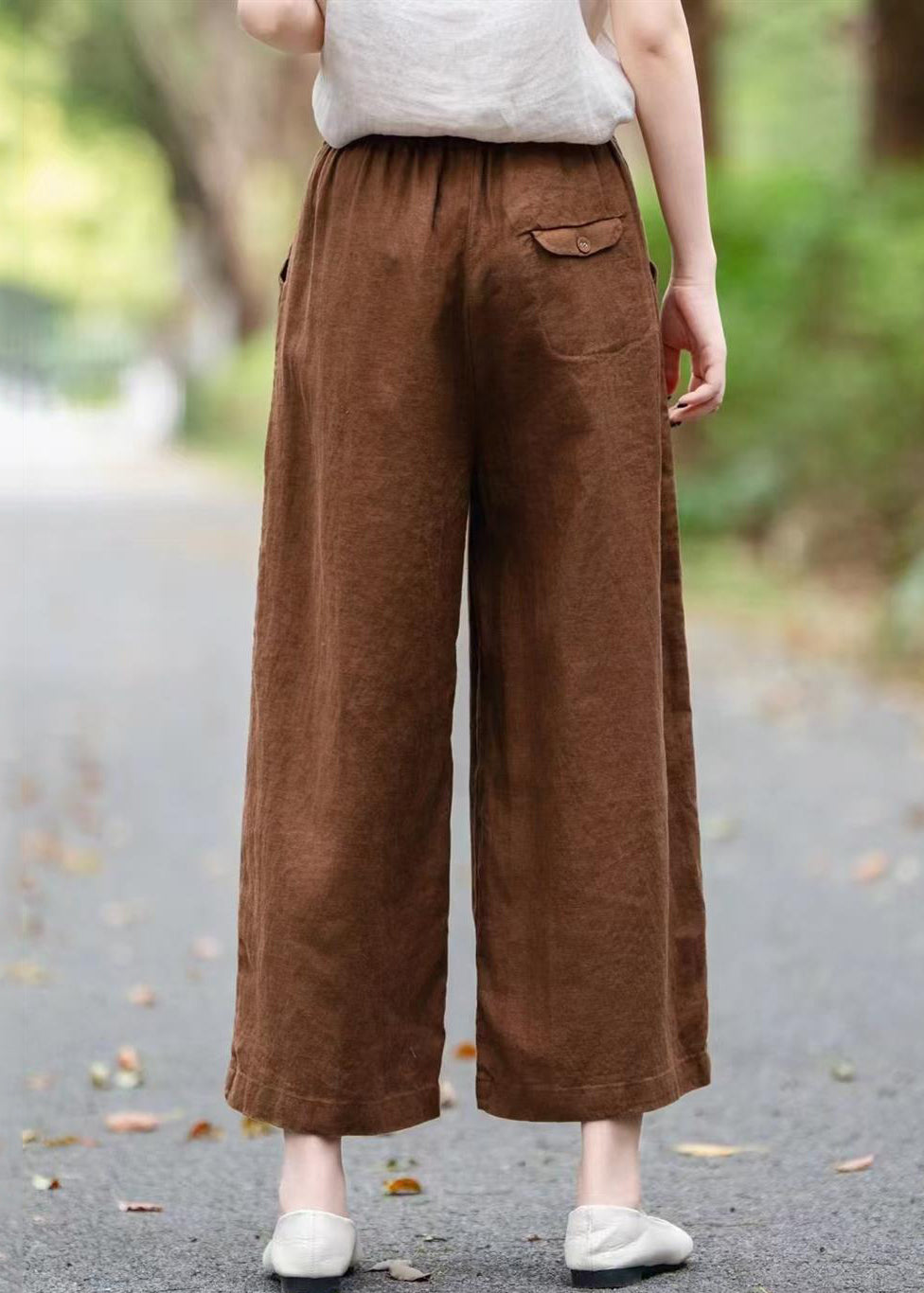 Sophisticated Pants with a Clean Classic Look