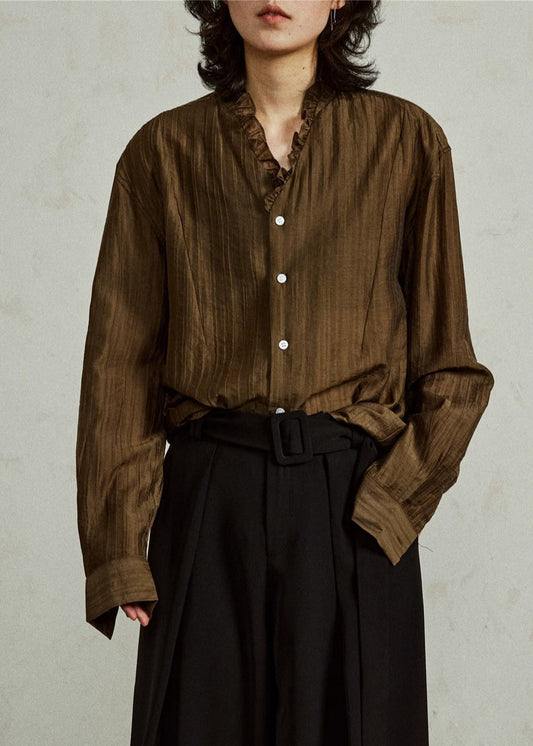 Classic Vintage Blouse with a Flattering Fit