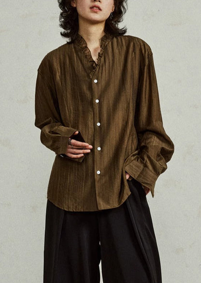 Classic Vintage Blouse with a Flattering Fit