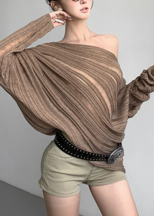 Classic Vintage Sweater with a Flattering Fit