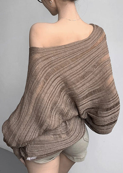Classic Vintage Sweater with a Flattering Fit