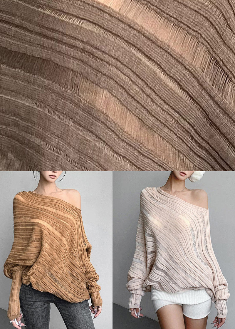 Classic Vintage Sweater with a Flattering Fit