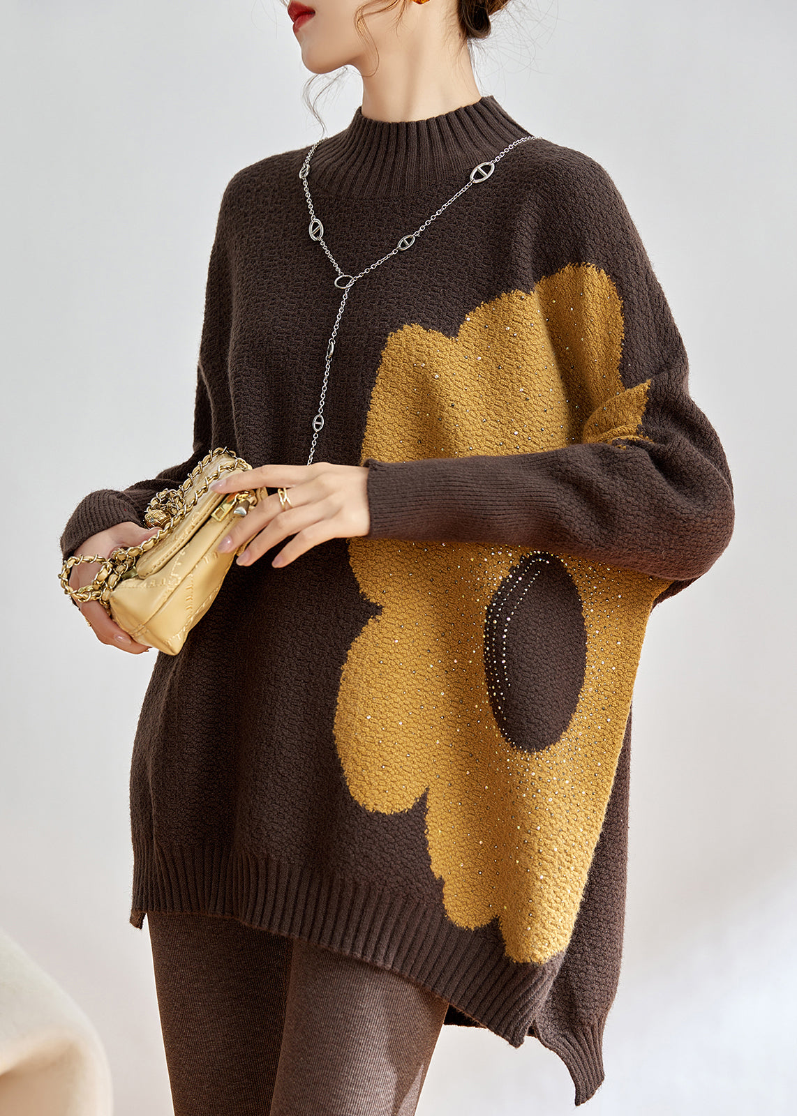 Classic Vintage Sweater with a Flattering Fit
